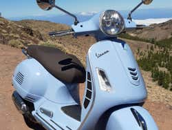 Vespa no Parque Nacional do Teide