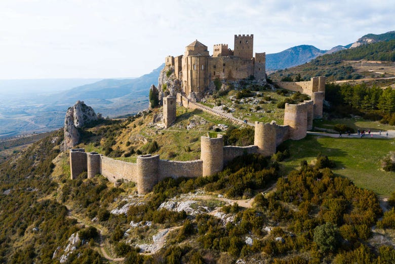 Excursión al Castillo de Loarre desde Zaragoza - Civitatis.com