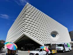 Fachada de The Broad
