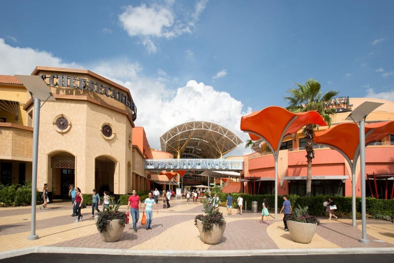 Shopping Trip at the Miami Outlets - introducing Miami