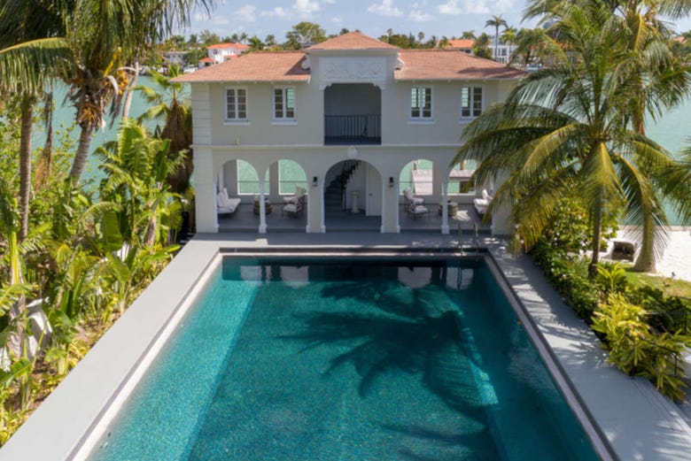 tour of celebrity homes in miami