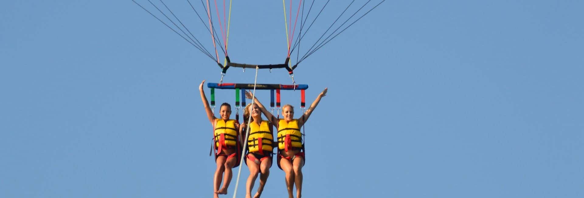 Parasailing in Miami