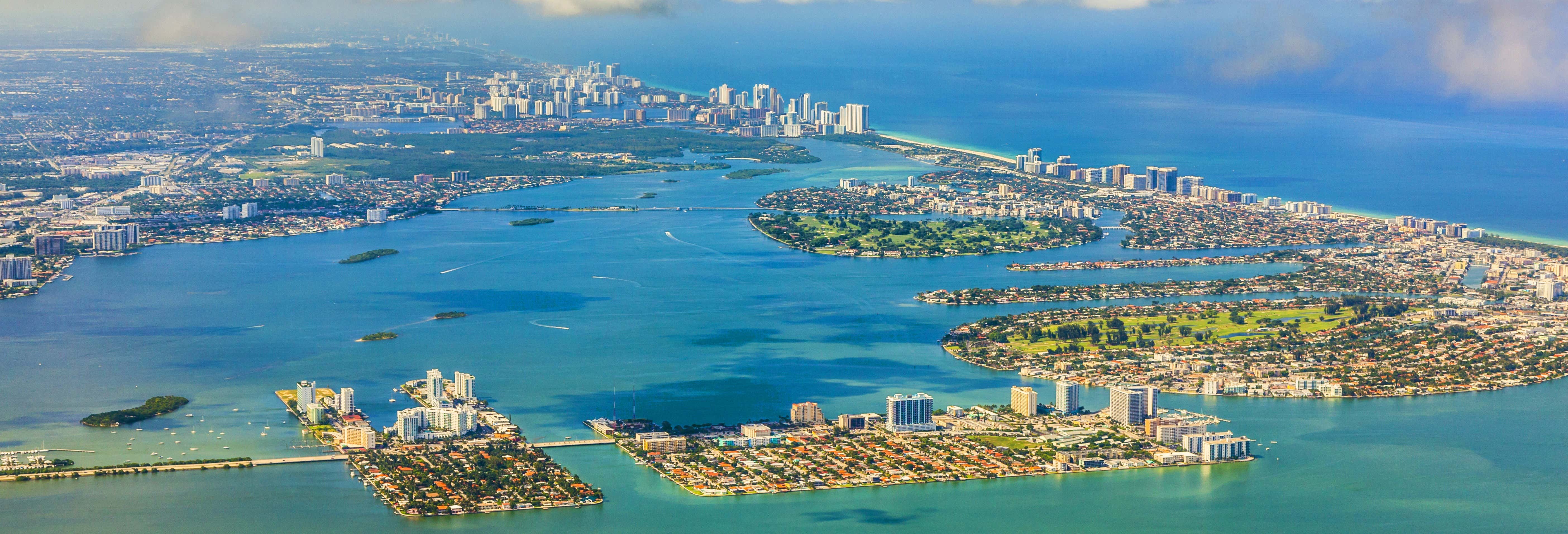 Vol en avion au-dessus de Miami
