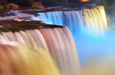 Cascate del Niagara in aereo