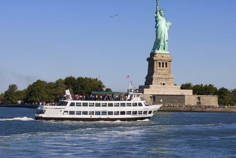 Tour della Statua della Libertà e di Ellis Island da New York