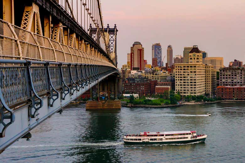 Cruzando a Ponte do Brooklyn