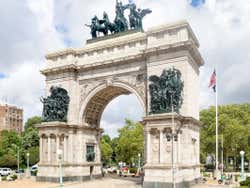 Grand Army Plaza, o ponto de início do tour