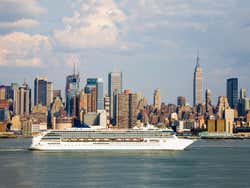 Crucero bordeando Manhattan