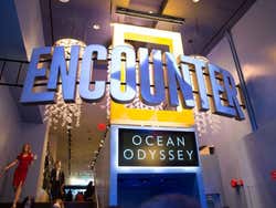 Na entrada do Encounter Ocean Odyssey