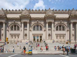 Fachada do Met da Quinta Avenida