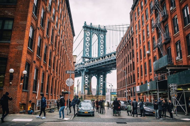 Brooklyn Bridge & Dumbo Walking Tour, New York
