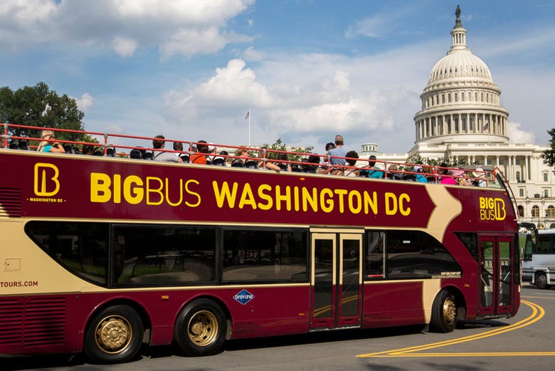 where does the big bus tour start in washington