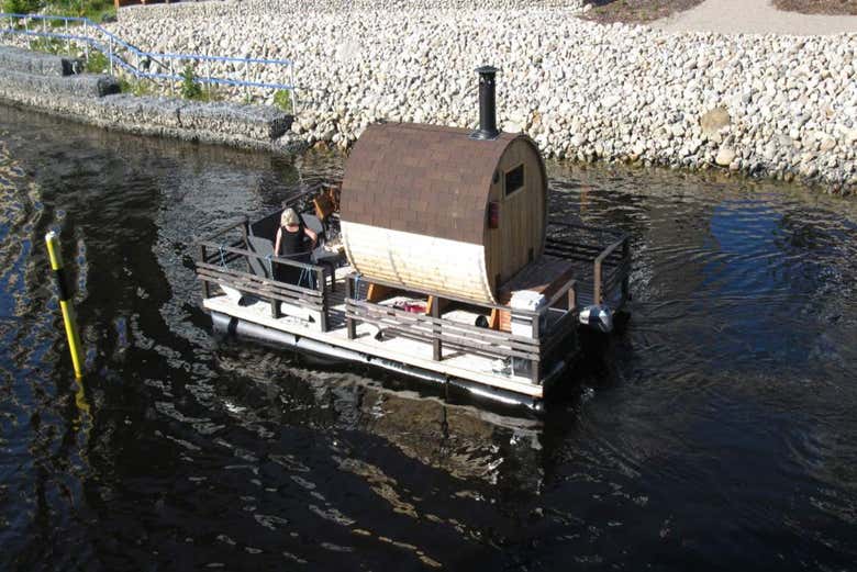 Rovaniemei Sauna Boat River Cruise, Rovaniemi
