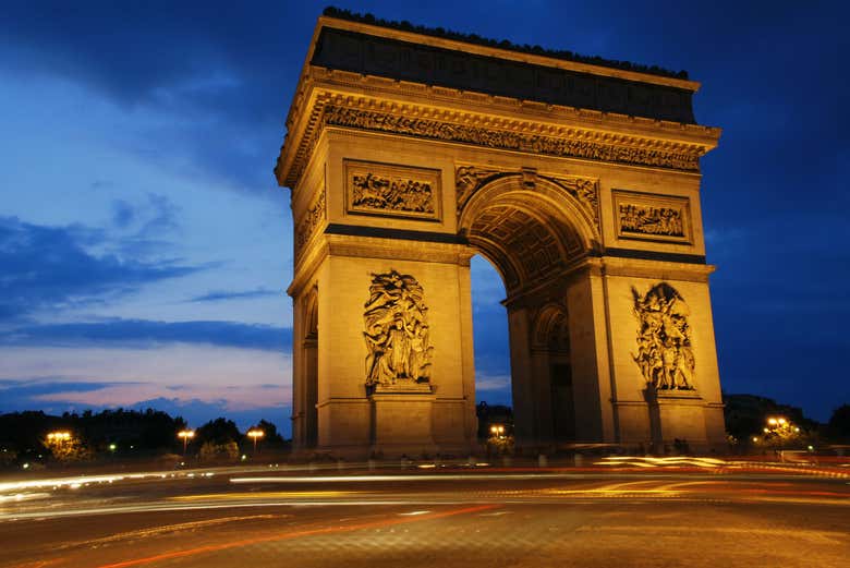 Arco di Trionfo al tramonto