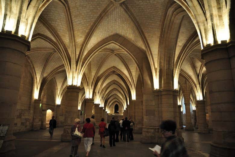 Instalações interiores da Conciergerie de Paris