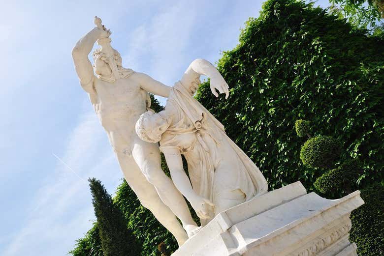 Estátuas nos Jardins de Versalhes