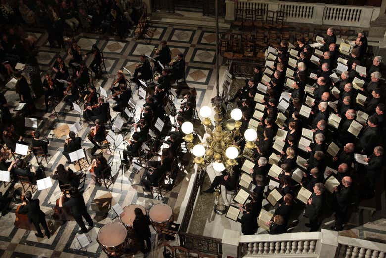 Música clássica na igreja da Madeleine