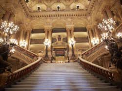 Visitando a Ópera Garnier