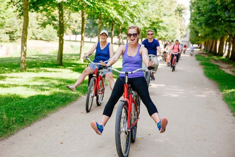 Passeando por Versalhes de bicicleta