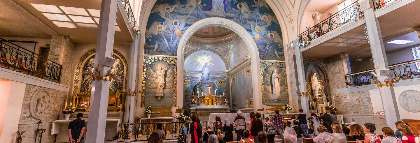 Tour pela Capela de Nossa Senhora da Medalha Milagrosa
