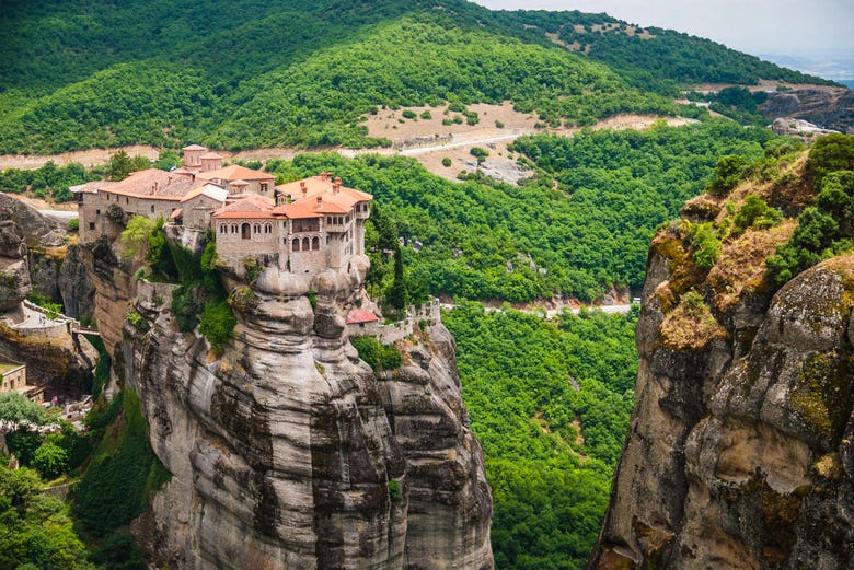 Excursión a Meteora en tren desde Atenas - Civitatis.com