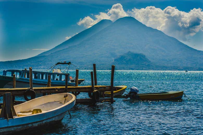 lac atitlan guatemala