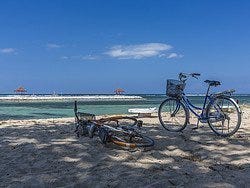 Recorriendo Sanur en bicicleta
