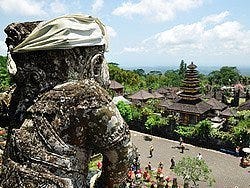 Templo Madre de Besakih