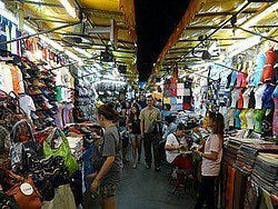 Il mercato notturno di Patpong