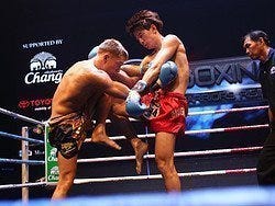Un combattimento di thai boxe