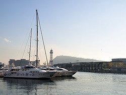 Recorriendo el puerto de Barcelona