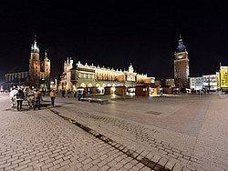 Plaza del Mercado al anochecer