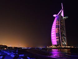 Burj Al Arab iluminado