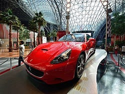 Ferrari World, ferrari de exposición