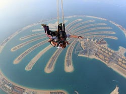 Skydive Dubai, paracaidismo