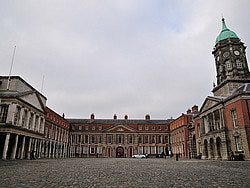 Castillo de Dublín, patio