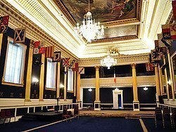 Castillo de Dublín, salón del trono