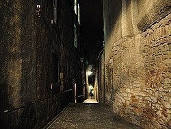Callejón (close) saliendo de la Royal Mile