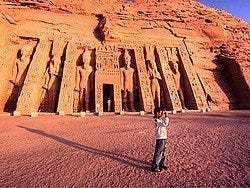 Abu Simbel: Templo de Nefertari