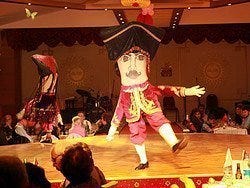 Espectáculo de Ashuk y Mashuk