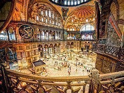 Santa Sofia, interior