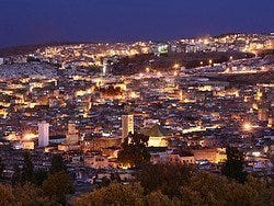 Fez de noche