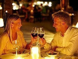Cenando en una hacienda del Chianti