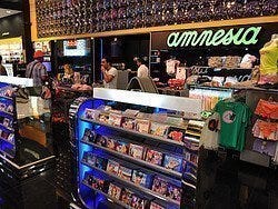 Aeropuerto de Ibiza, tiendas