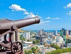Port Louis desde el Fuerte Adelaida