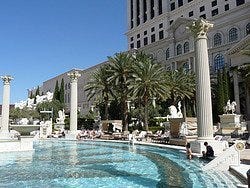 Caesars Palace, piscina