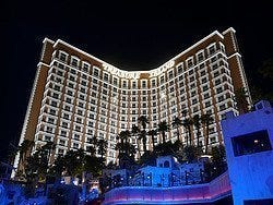 Hotel Treasure Island