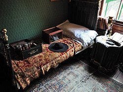Musée de Sherlock Holmes, chambre