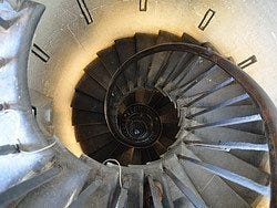 The Monument, escaliers