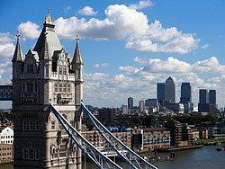 Tower Bridge et Canary Wharf